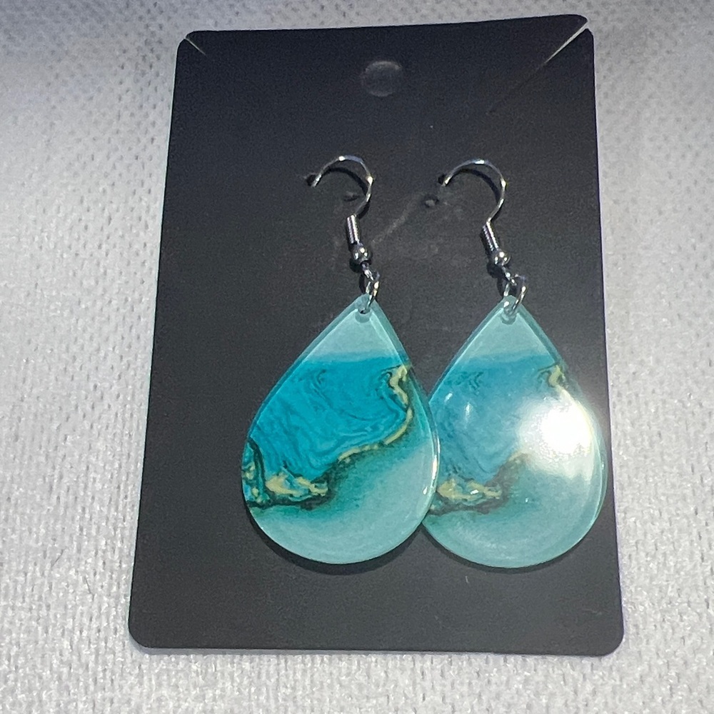 Elegant Blue and Gold Teardrop Earrings